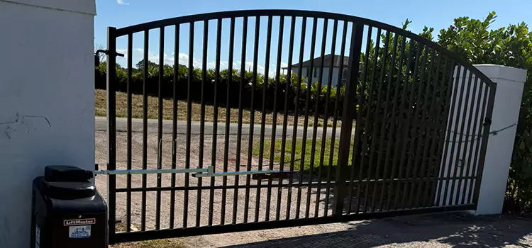 Driveway Fence Repair Wilmington