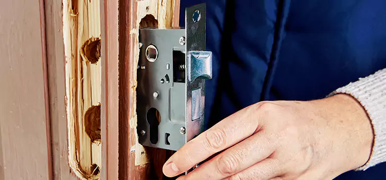 Garage Door Lock Replacement Wilmington